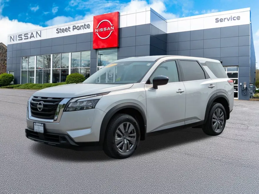 2024 Nissan Pathfinder S photo 1