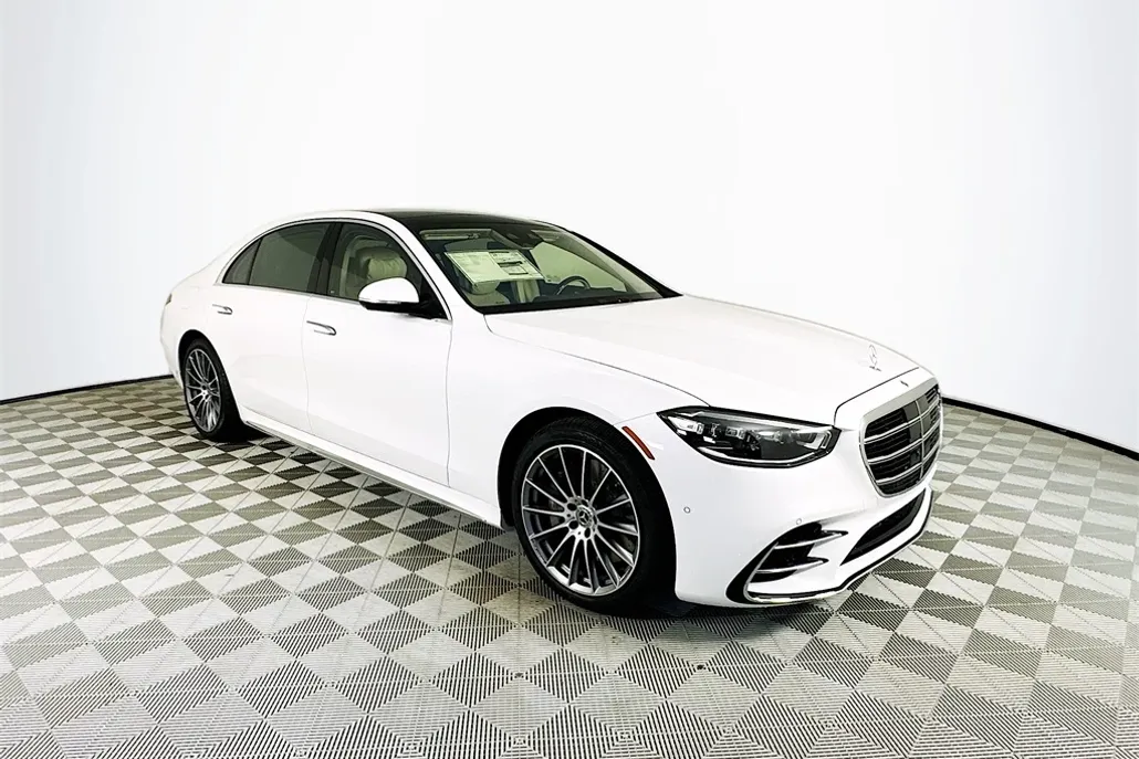 2026 Mercedes Benz S 580 4MATIC photo 1