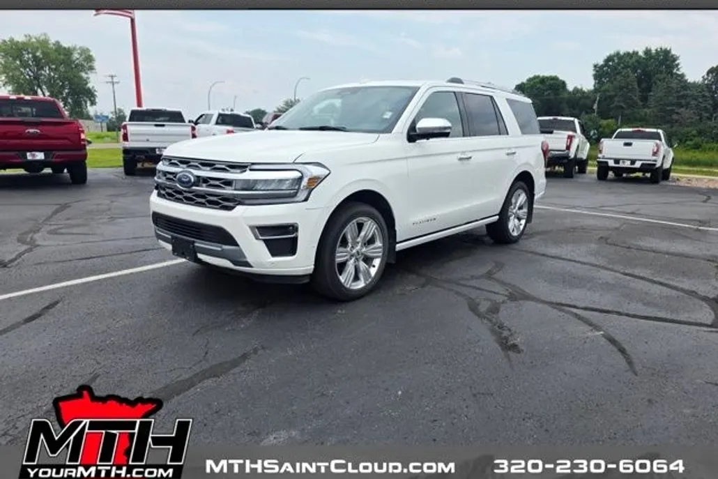 2024 Ford Expedition Platinum photo 1