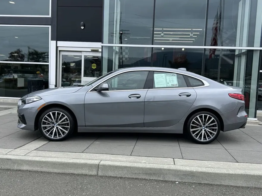 2022 Bmw 228i photo 1