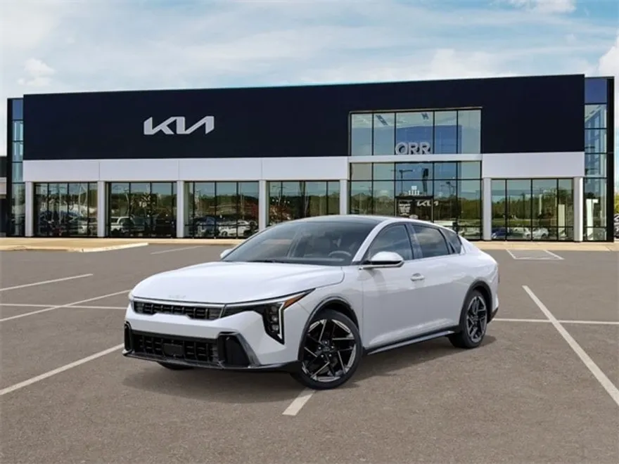 2025 Kia K4 GT-Line photo 1