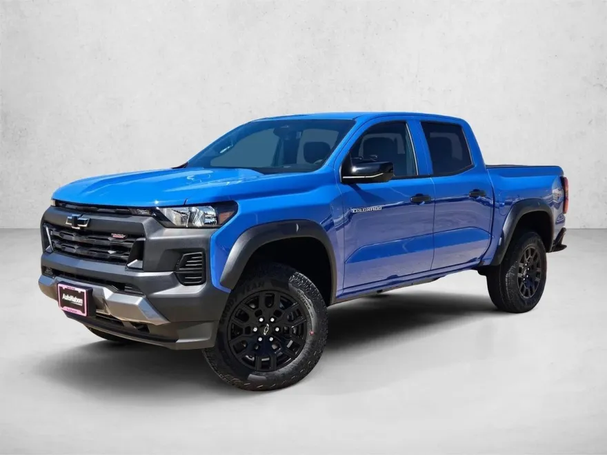2026 Chevrolet Colorado Trail Boss photo 1