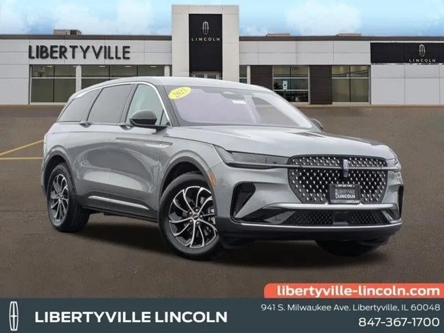 2025 Lincoln Nautilus Premiere photo 1