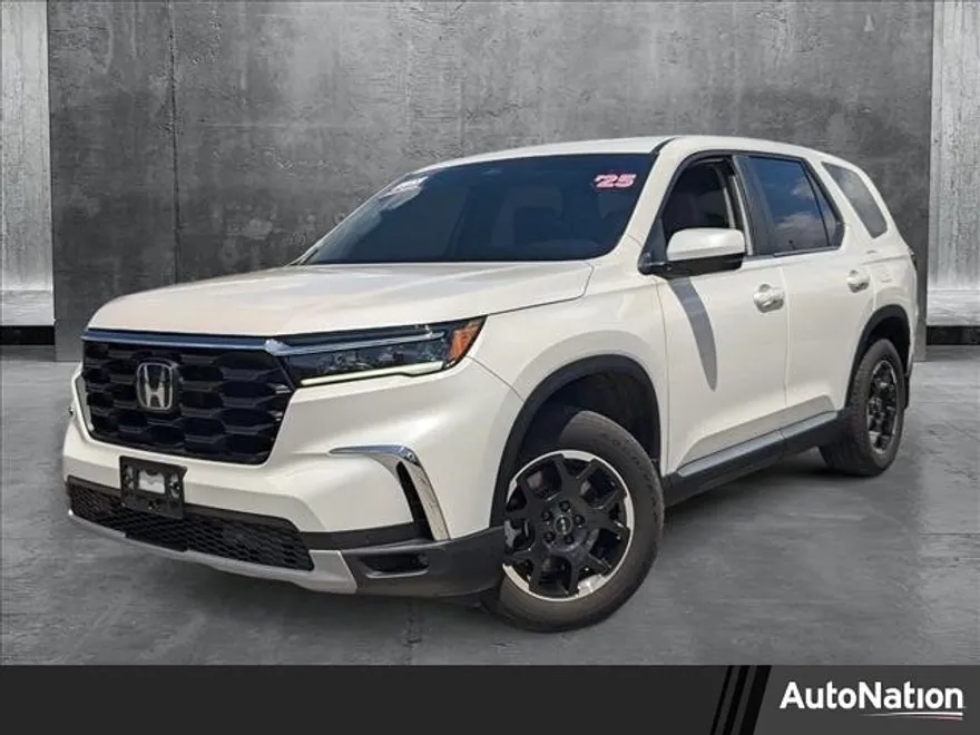 2025 Honda Pilot EX-L photo 1
