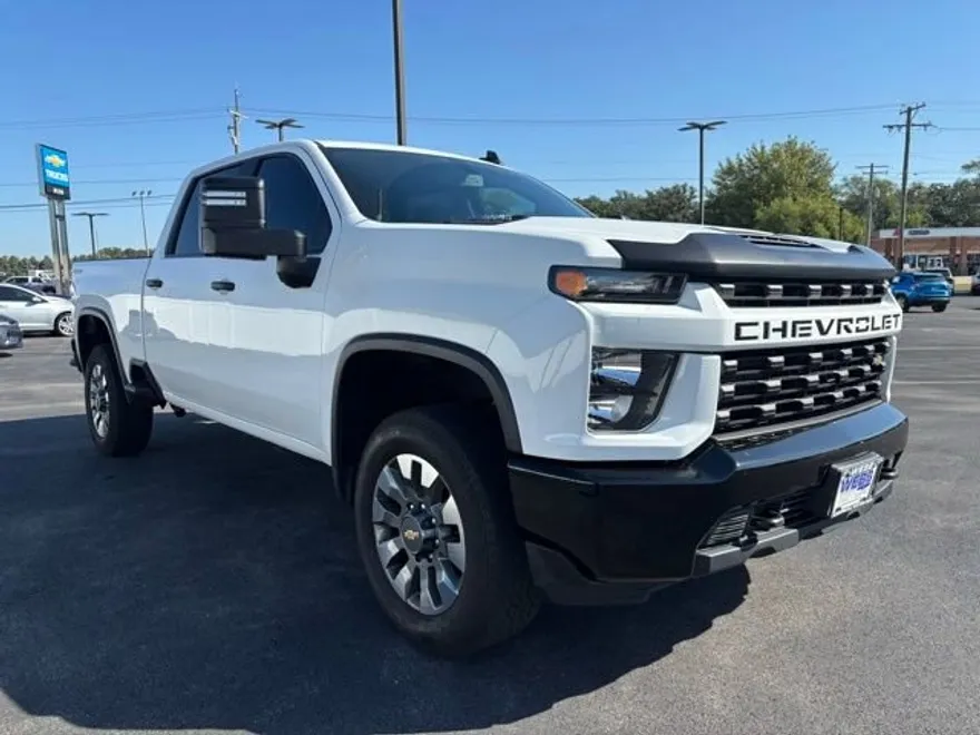 2023 Chevrolet Silverado 2500HD Custom photo 1