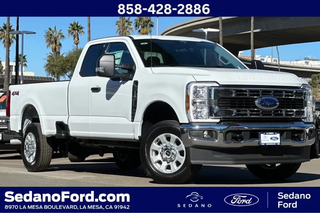 2024 Ford F-350 XLT photo 1