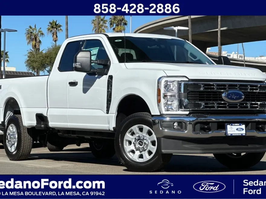 2024 Ford F-350 XLT photo 1