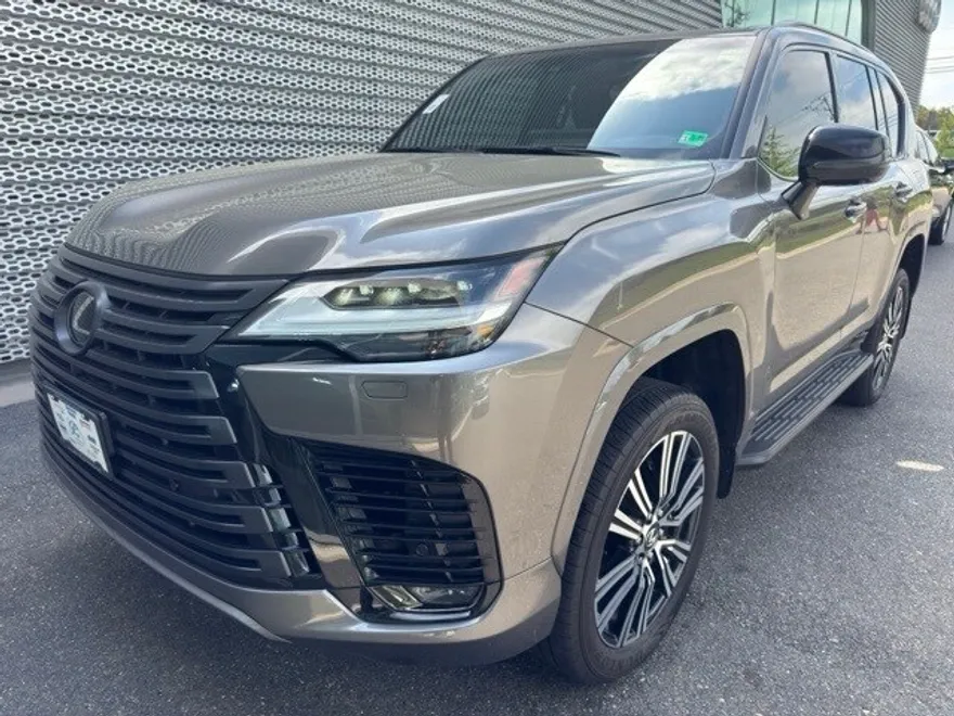 2024 Lexus LX 600 photo 1