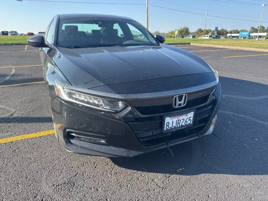 2019 Honda Accord Sport photo 1