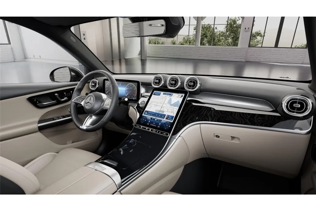 2026 Mercedes Benz GLC 300 photo 1