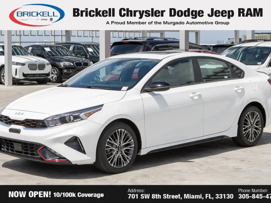 2022 Kia Forte GT-Line photo 1