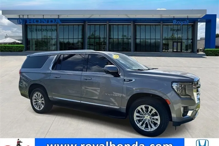 2022 Gmc Yukon XL SLT photo 1
