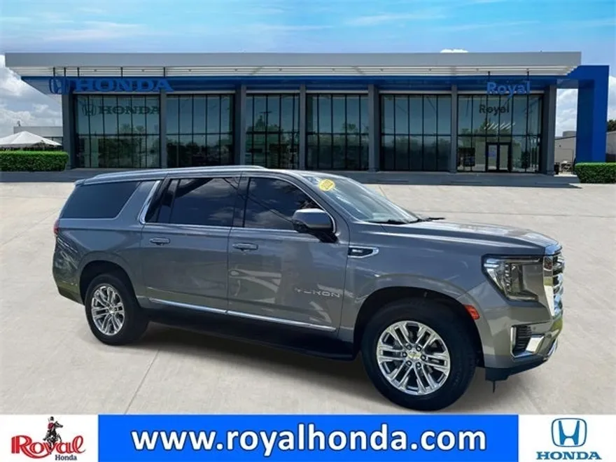 2022 Gmc Yukon XL SLT photo 1