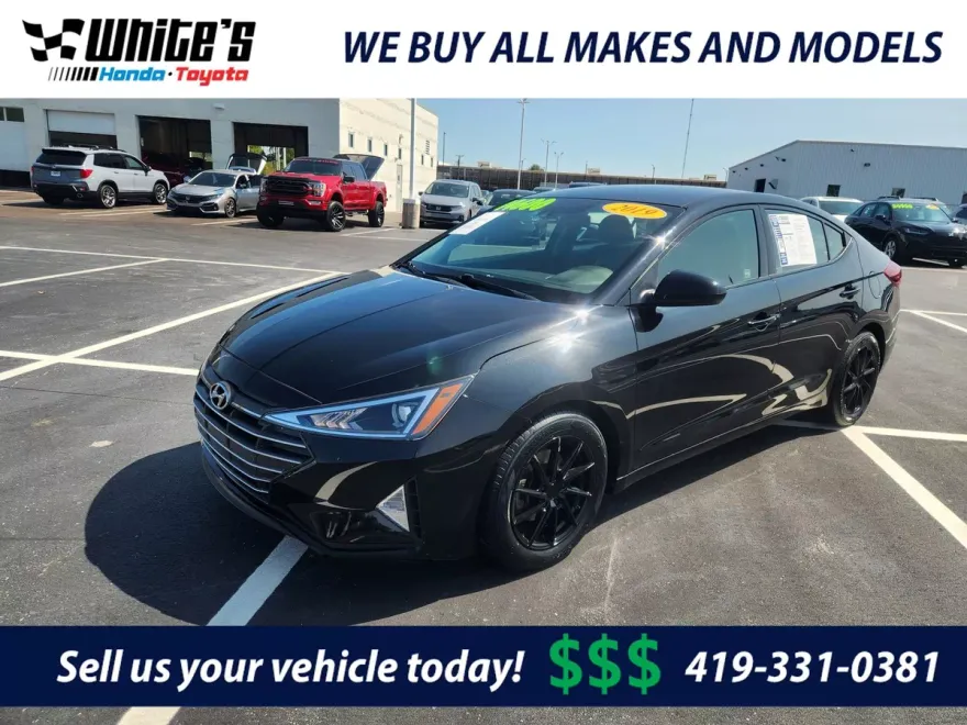 2019 Hyundai Elantra SEL photo 1