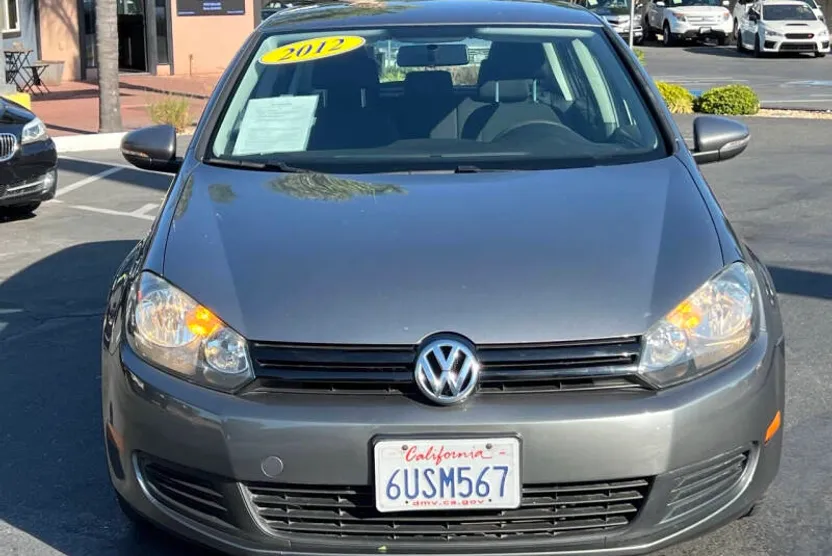2012 Volkswagen Golf 2.5L photo 1