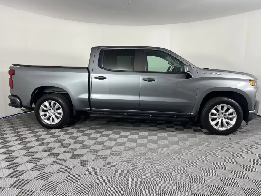 2021 Chevrolet Silverado 1500 Custom photo 1