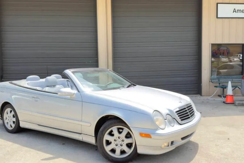 2000 Mercedes Benz CLK 320 photo 1