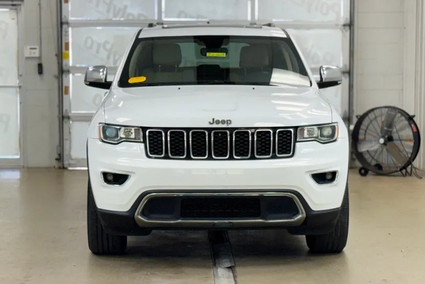 2021 Jeep Grand Cherokee Limited photo 1