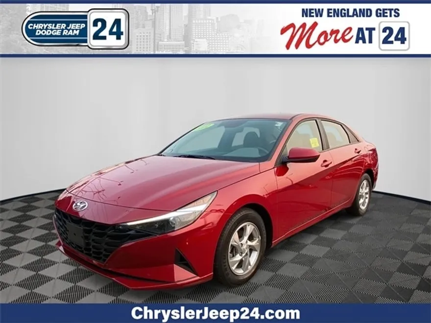 2022 Hyundai Elantra SE photo 1