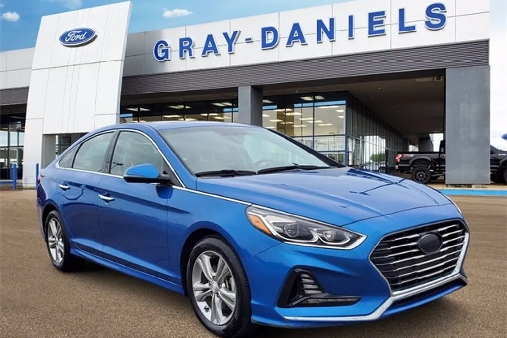 2018 Hyundai Sonata Limited photo 1