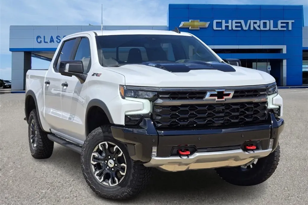 2026 Chevrolet Silverado 1500 ZR2 photo 1
