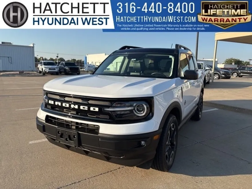 2022 Ford Bronco Sport Outer Banks photo 1