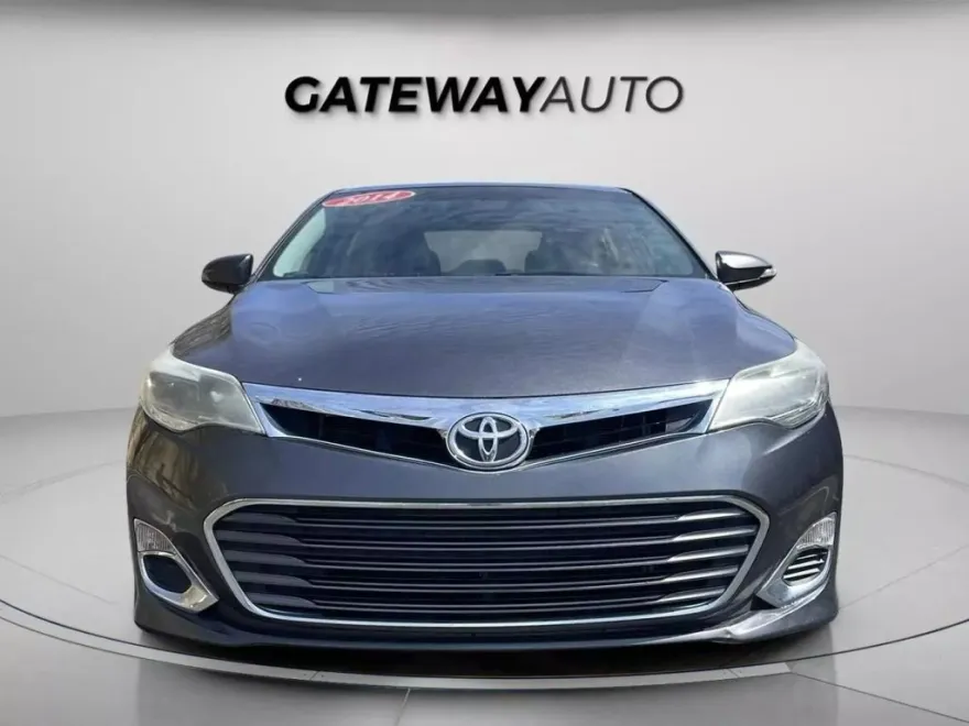 2014 Toyota Avalon XLE photo 1