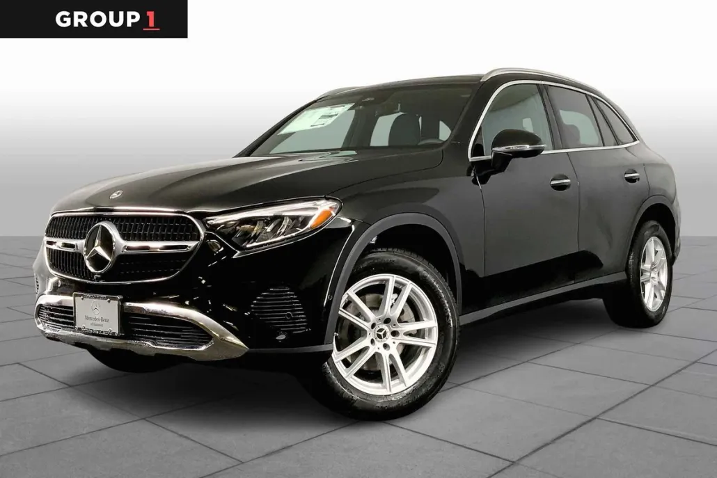 2025 Mercedes Benz GLC 300 4MATIC photo 1