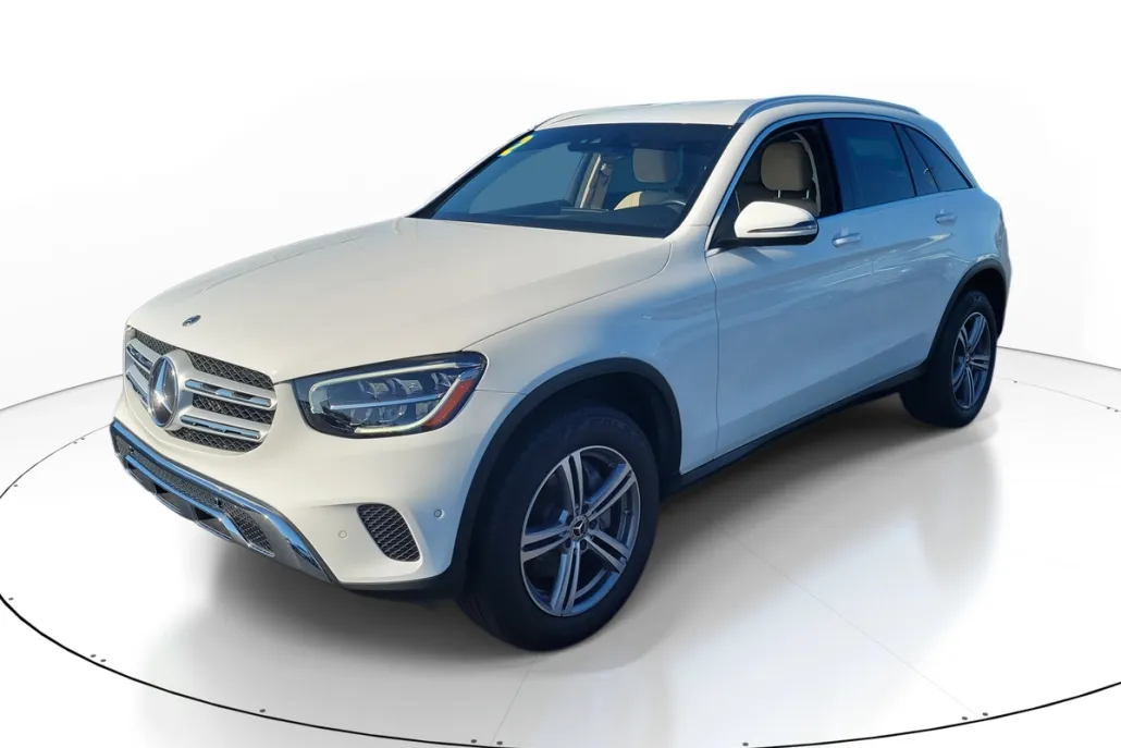 2022 Mercedes Benz GLC 300 photo 1