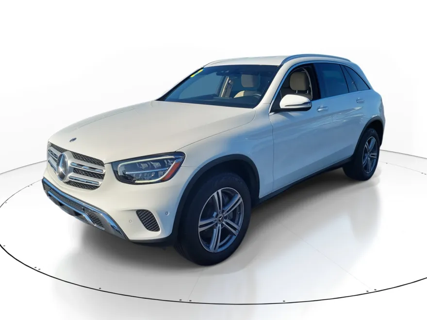 2022 Mercedes Benz GLC 300 photo 1