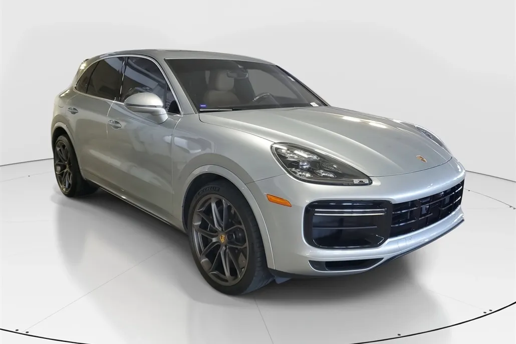 2021 Porsche Cayenne Turbo photo 1