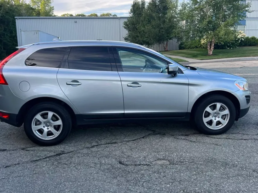 2011 Volvo XC60 3.2 photo 1