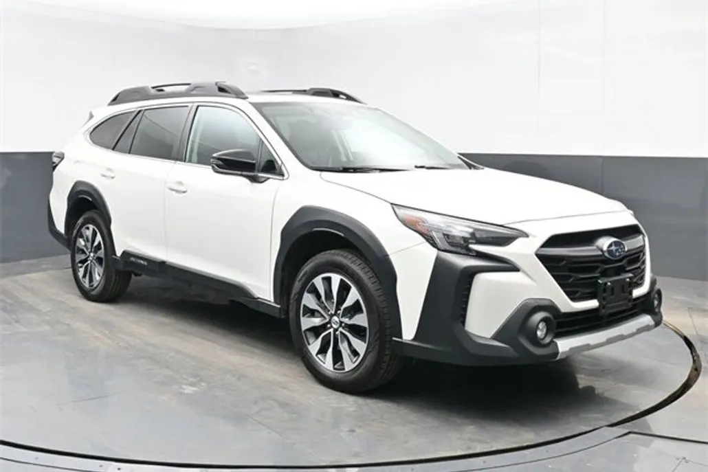 2024 Subaru Outback Limited photo 1
