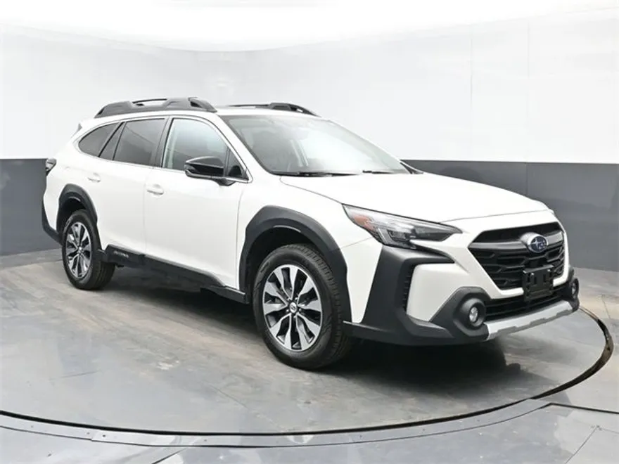 2024 Subaru Outback Limited photo 1
