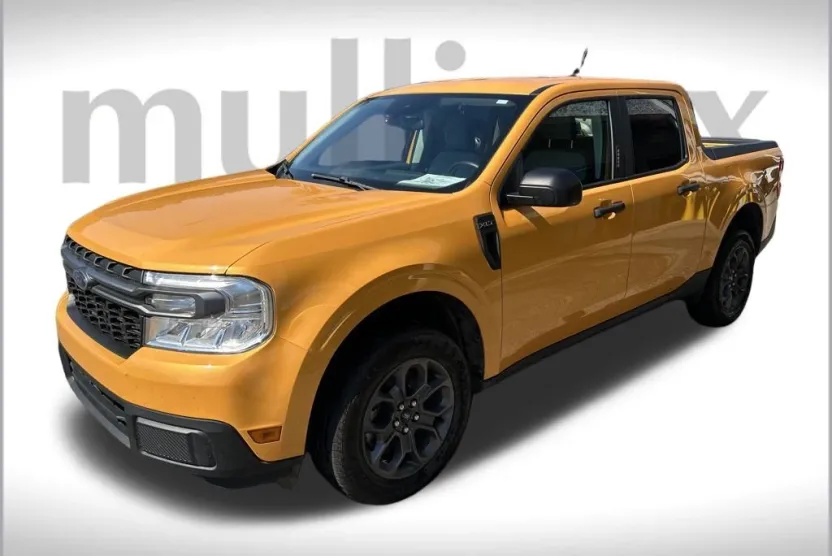 2023 Ford Maverick XLT photo 1