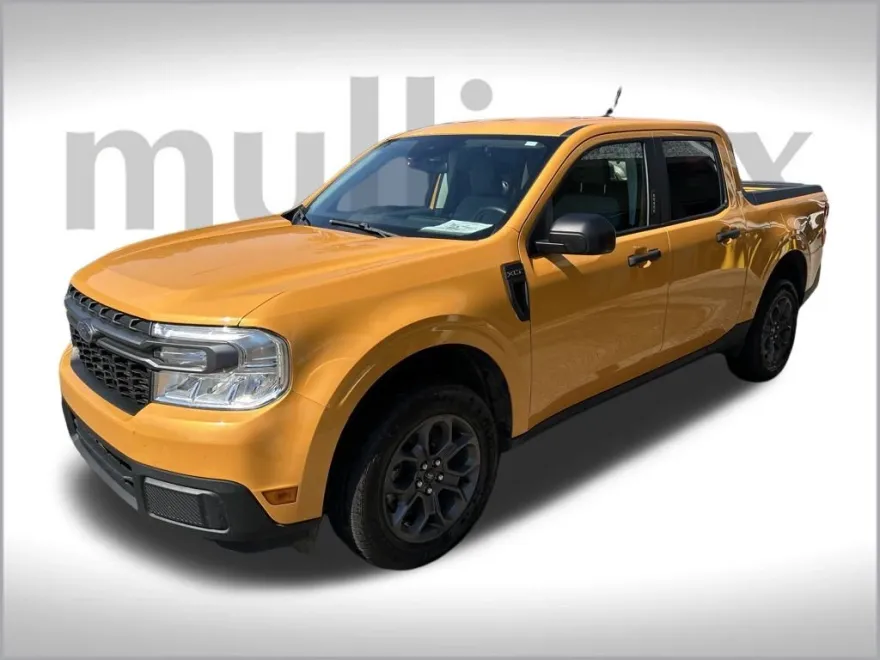 2023 Ford Maverick XLT photo 1