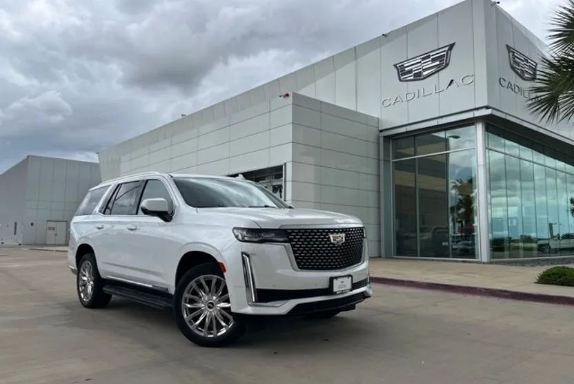 2023 Cadillac Escalade Premium Luxury photo 1