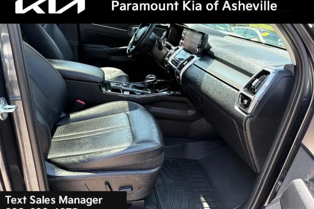 2022 Kia Sorento SX photo 1