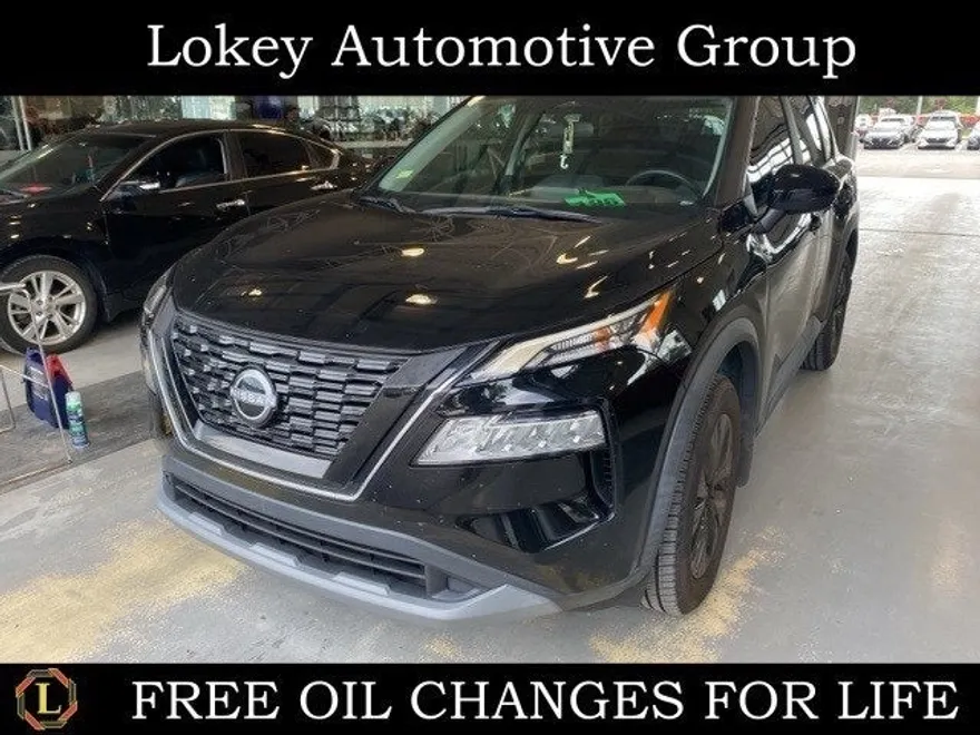 2023 Nissan Rogue SV photo 1