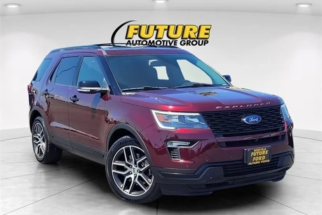 2018 Ford Explorer Sport photo 1