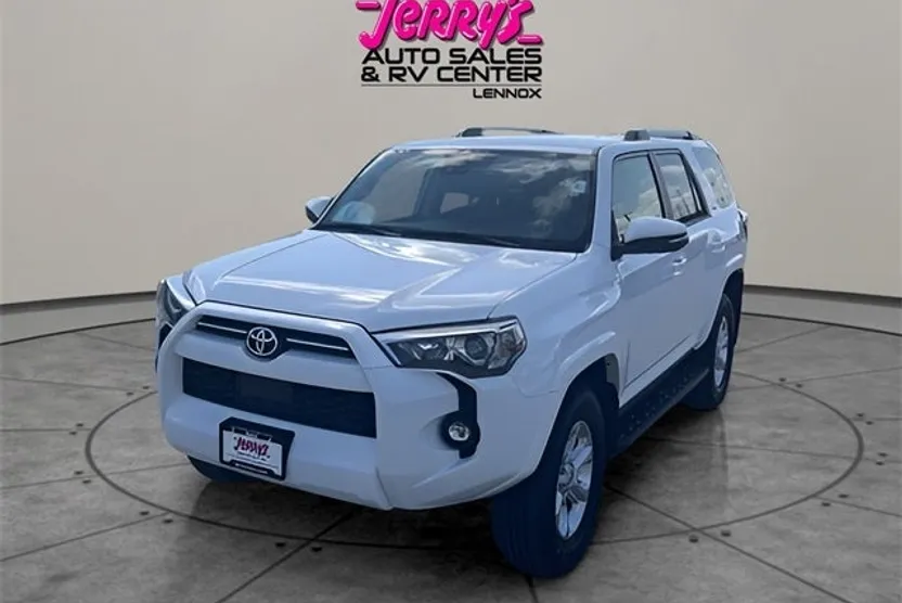 2024 Toyota 4Runner SR5 Premium photo 1