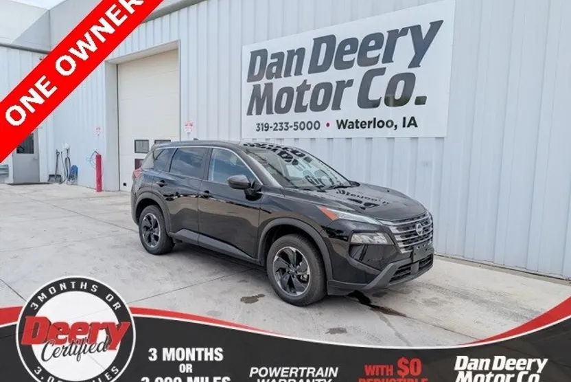 2024 Nissan Rogue SV photo 1