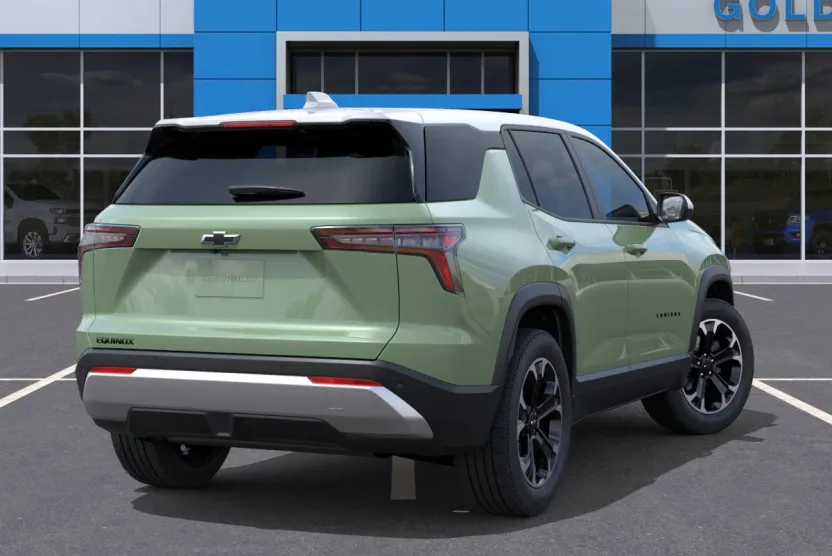 2026 Chevrolet Equinox LT photo 1