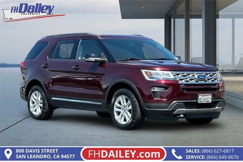 2018 Ford Explorer XLT photo 1
