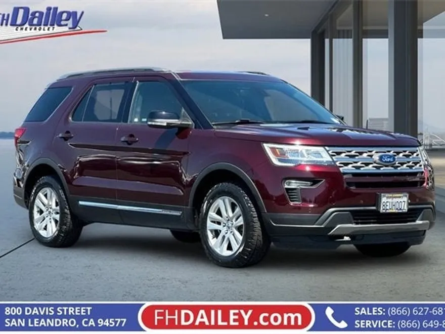 2018 Ford Explorer XLT photo 1