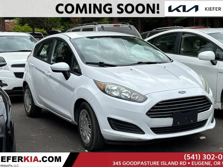 2016 Ford Fiesta S photo 1