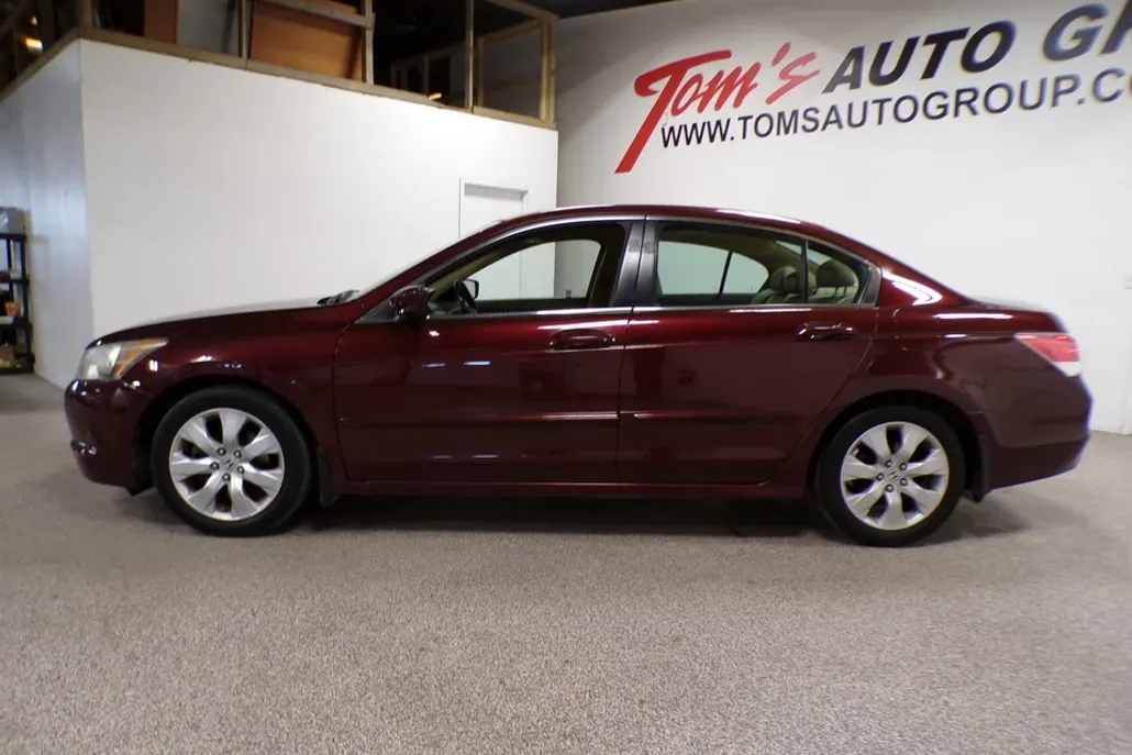 2010 Honda Accord EX-L photo 1