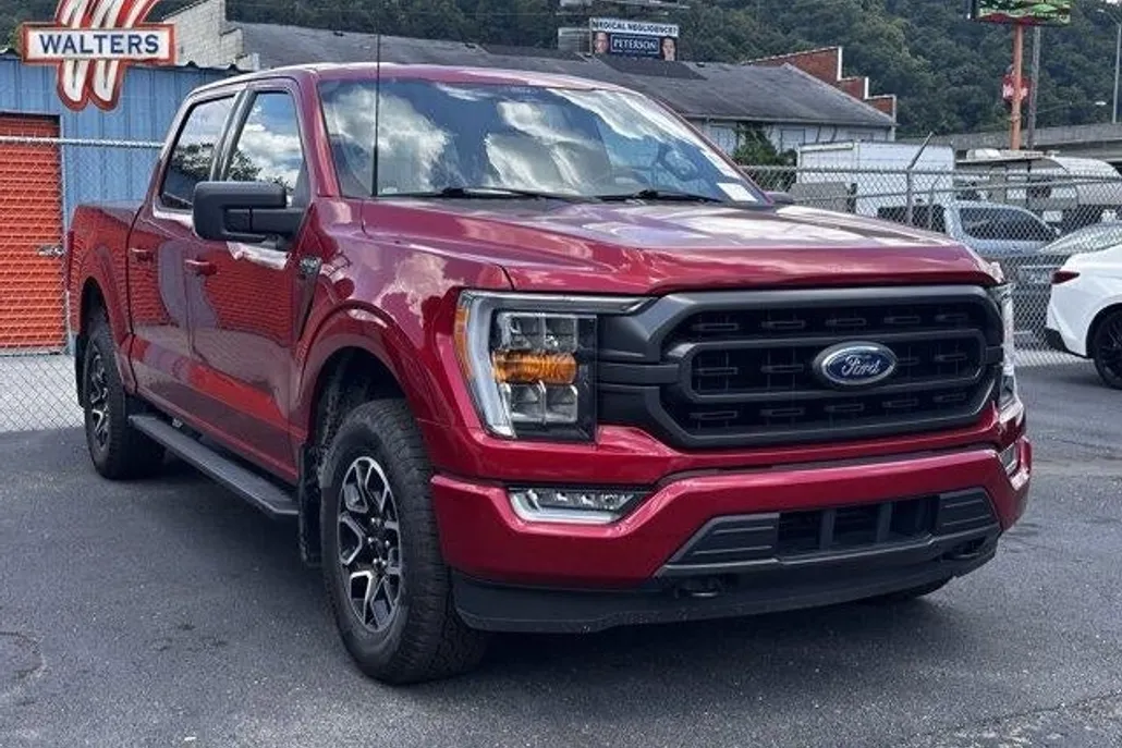 2022 Ford F-150 XLT photo 1