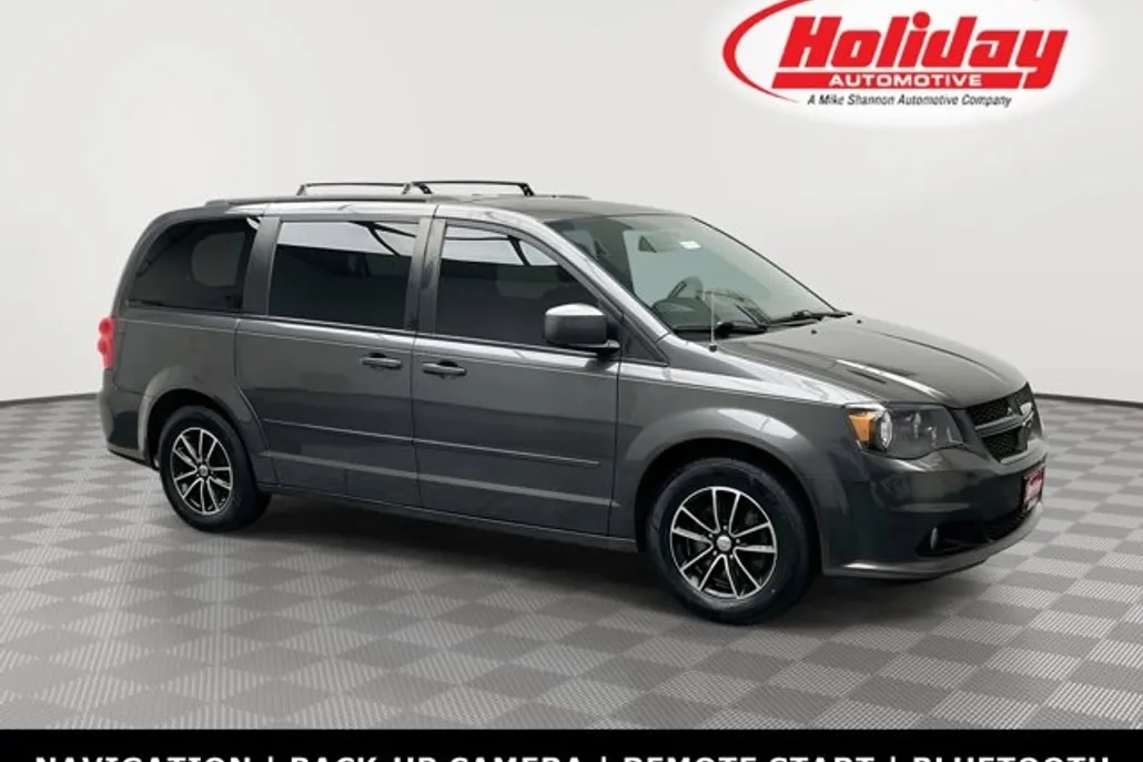 2017 Dodge Grand Caravan GT photo 1