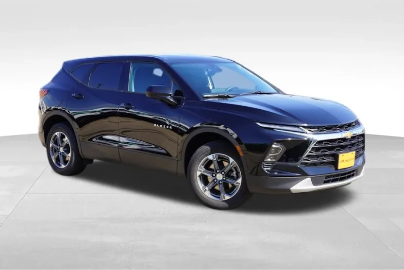 2025 Chevrolet Blazer 2LT photo 1